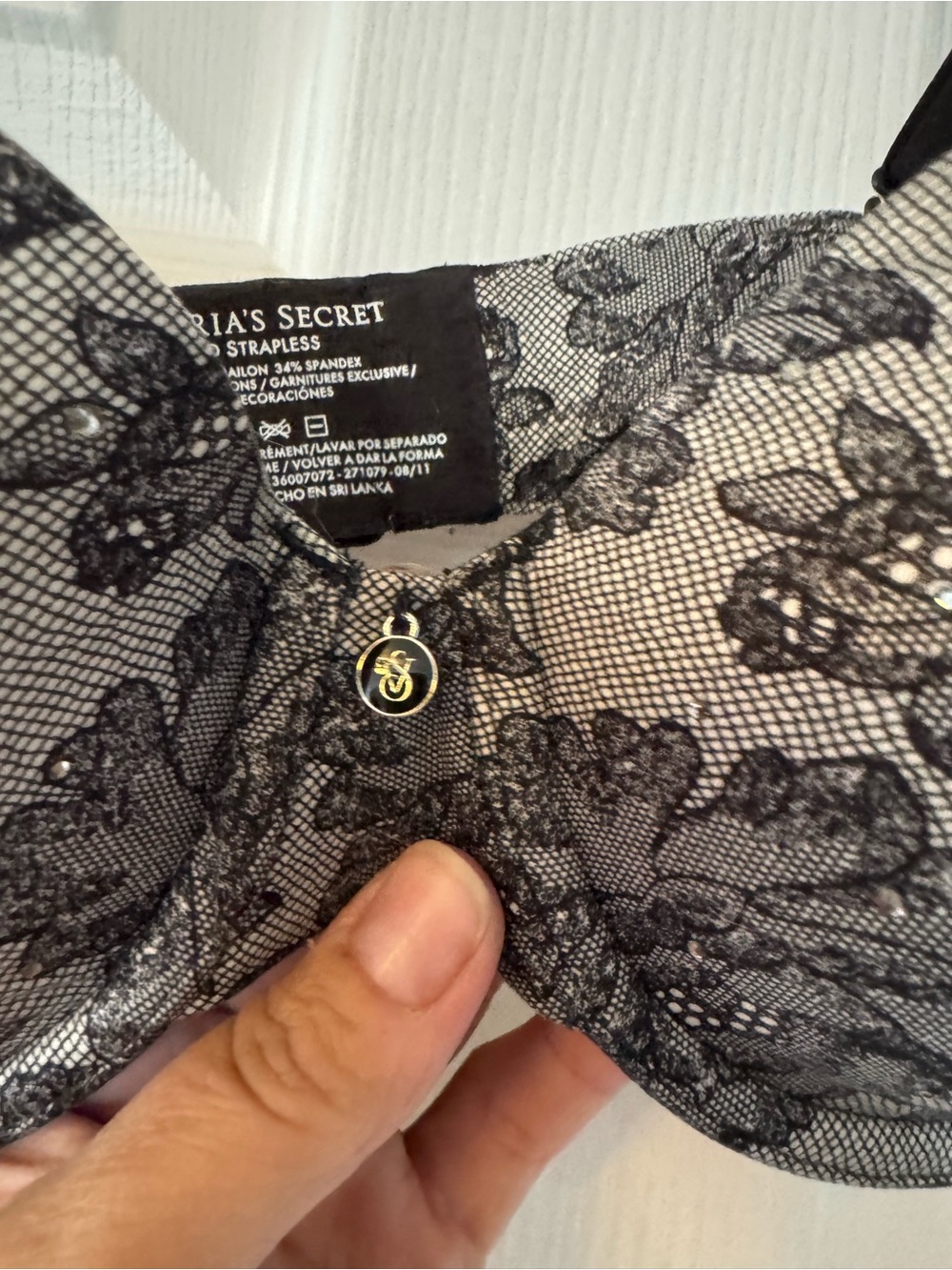 Victoria's Secret Black Lace Lined Strapless Bra 34C - Picture 3 of 4